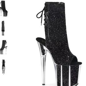 Pleaser Heel size 8 Brand New With Box